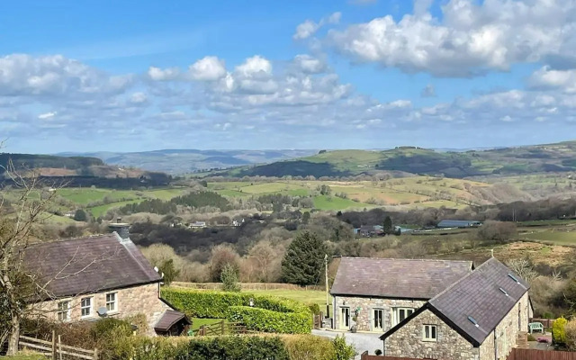 Beacons Barn