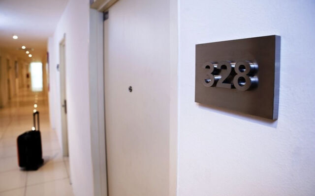 T+ Hotel Macallum