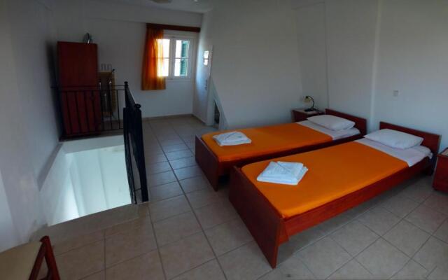 Iriana Village Inn