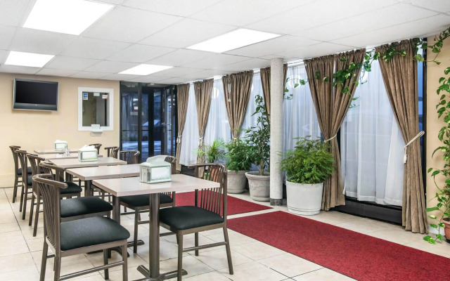 Rodeway Inn & Suites Ithaca South