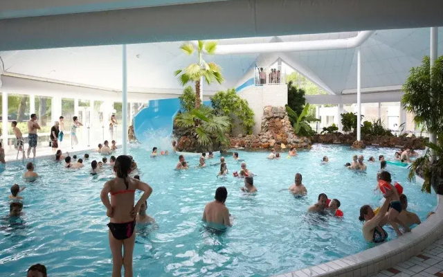 Villa With Sauna & Bubble Bath in Limburg