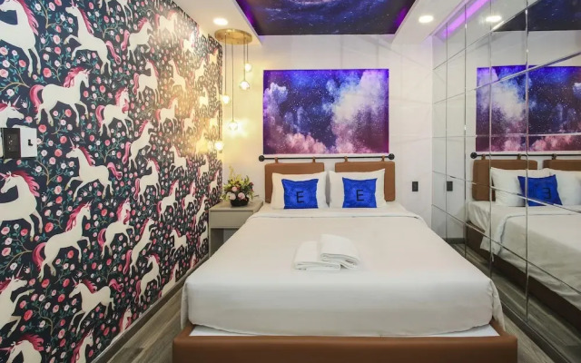 Eros Hotel - Love Hotel