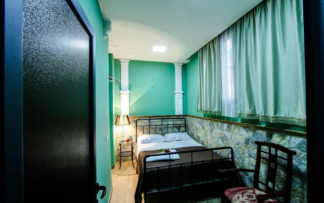 MGA Hostel & Tours