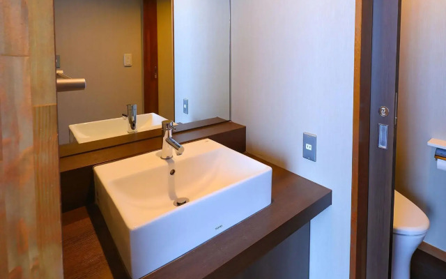 Ooedo Onsen Monogatari Premium Atami