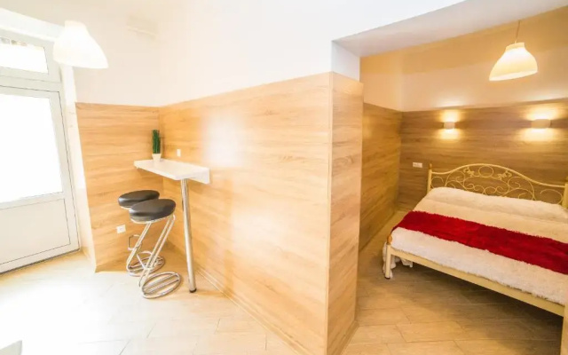 Mini Smart Apartment on Teodora 5- Economy Apartments