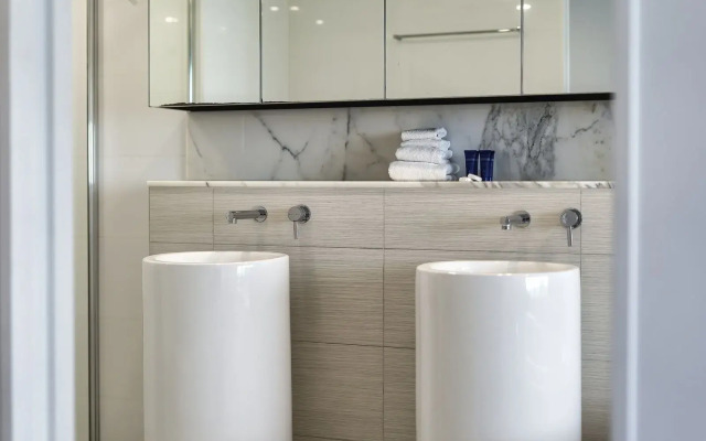 The Oracle Resort Broadbeach - GCLR