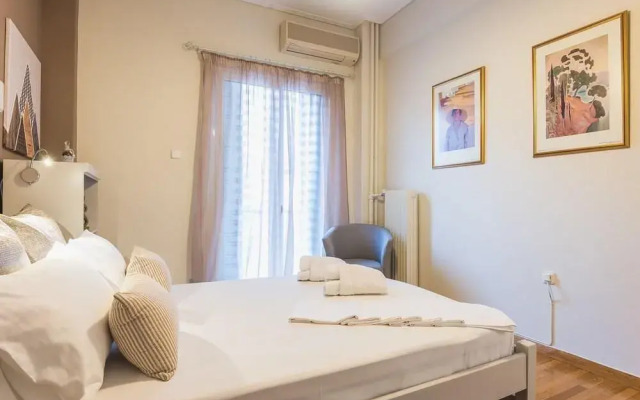 Park View Apartment Near Athens Museum