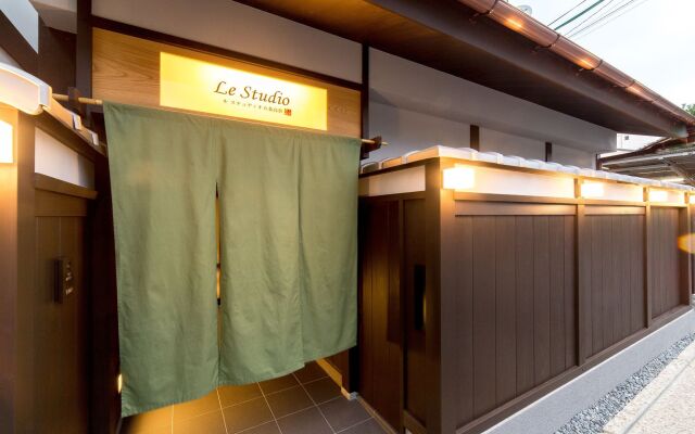 Le Studio Gojo Takakura