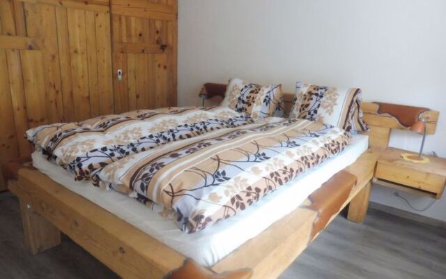 Apartment Theresli Saas-Almagell