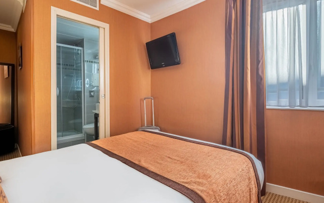 Hotel Saint Honore 85