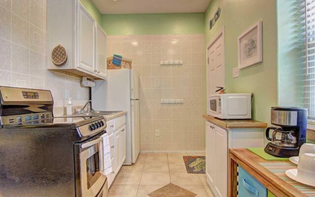 Sweet Escape - 1 Br Condo