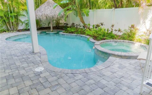 Beachy Villa Vista Apartment 5