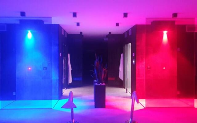 Sunset Suite SPA (Adults Only)