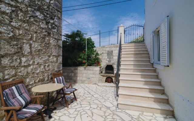 Nice Home in Zaton Veliki With Wifi and 5 Bedrooms