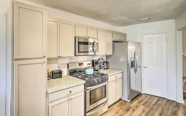 Spacious Houston Getaway < 18 Mi to Downtown!