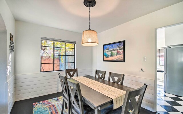 Sun-lit Phoenix Gem: Backyard Entertainment Patio!