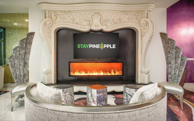 Staypineapple, An Artful Hotel, Midtown