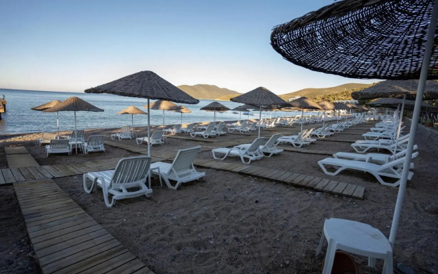 Latanya Park Resort