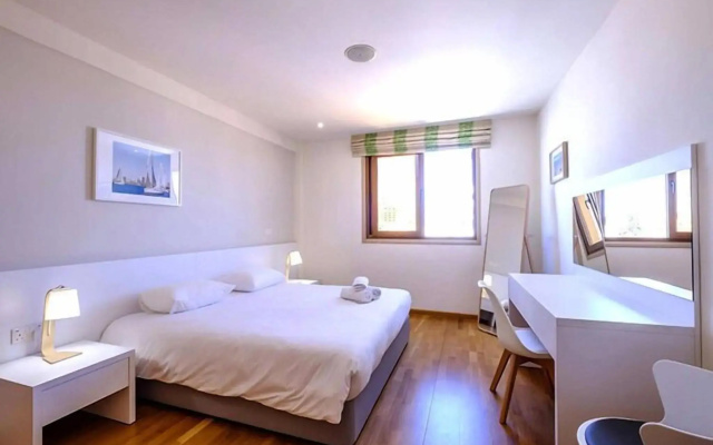 Les Palmiers Beach Hotel