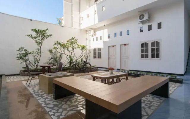 OYO 471 Taj Residence Syariah