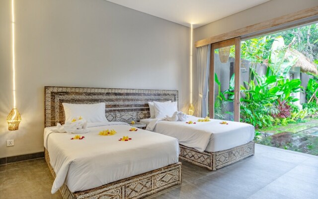 Brand New luxury 3BR Villa Ethnic Ubud 2