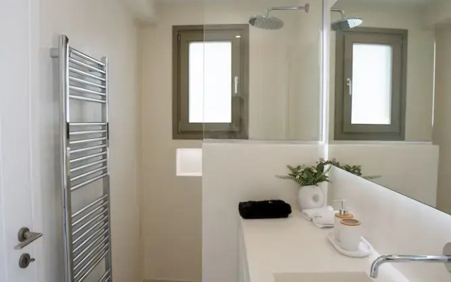 Ultimate Luxury Paradise Villa In Paros