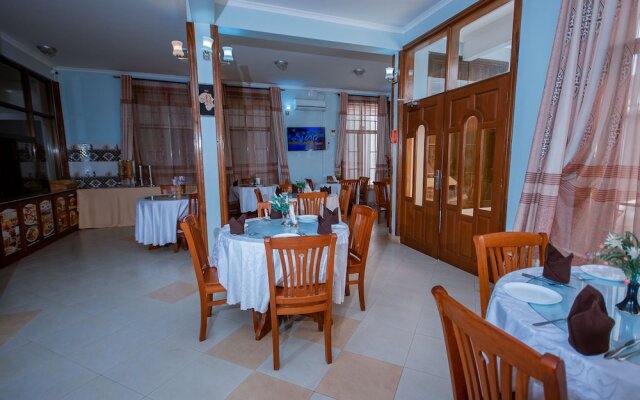 Venice Hotel