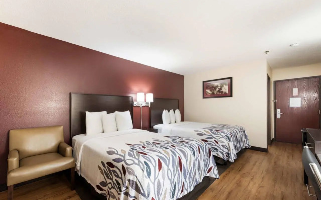 Red Roof Inn Auburn