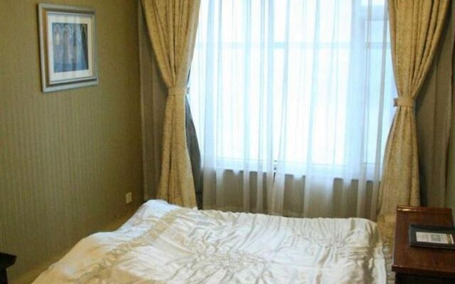 Royal Palace Hotel