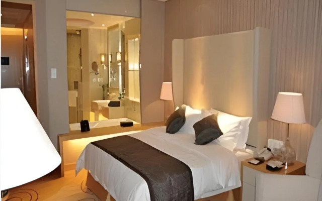 XinHua JianGuo Hotel