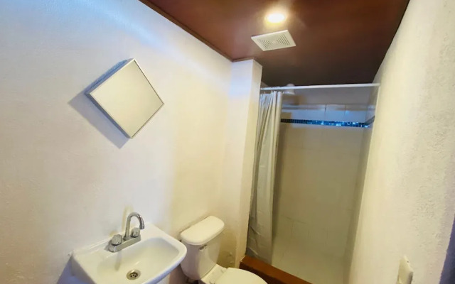 Hostal 17-52