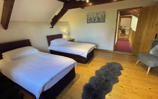 Rural Retreat - Private Hot Tub,