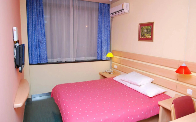 Home Inns Shanghai Railway Station North Square Branch