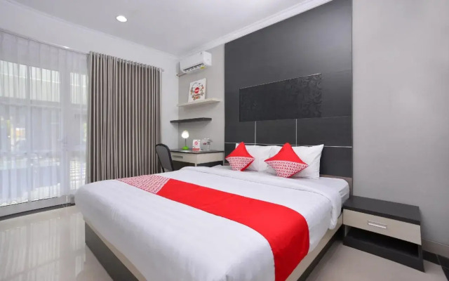 Royal Gejayan Homestay By OYO Rooms