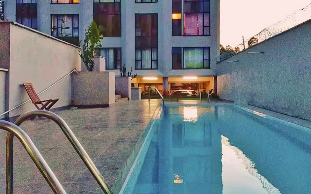 Lavish Apartment With Swimming Pool Ongata Rongai