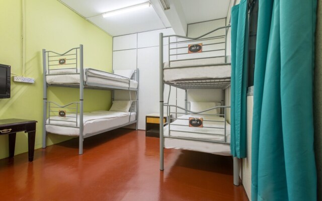 Musafir Transit Hotel by OYO Rooms