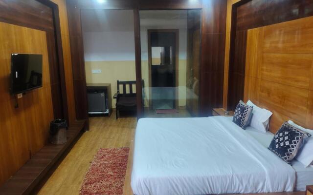 Hotel Noida Dreamz 44