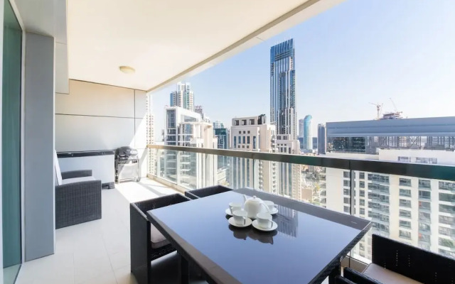 8 Boulevard Walk by Maison Privee