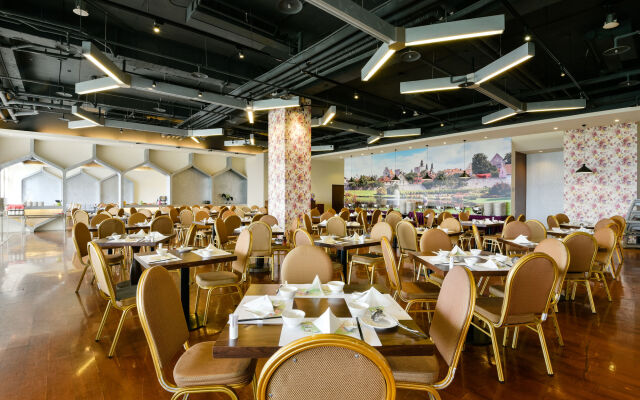 South Garden Hotels and Resorts