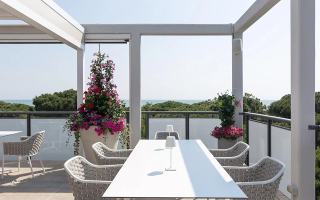Renzo Hotel