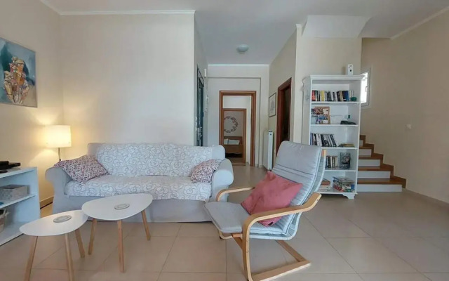 Villa Mayroula