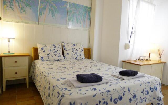 Newly Renovated Beachfront Apartment Ideally Located in Penelope