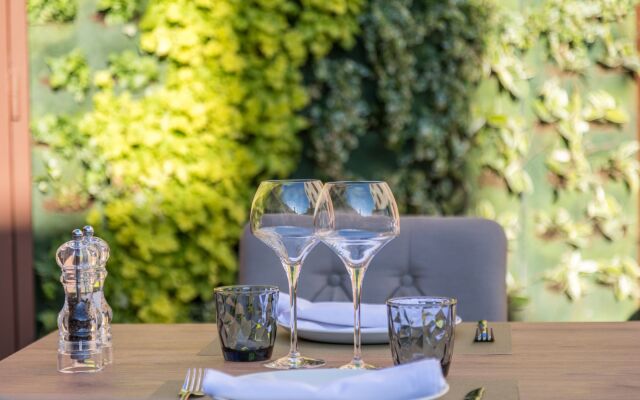 Can Ribera by Zafiro