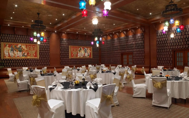 Radisson Plaza Resort & Spa