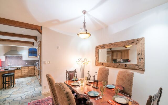 Rivercrown 7 by Exceptional Stays