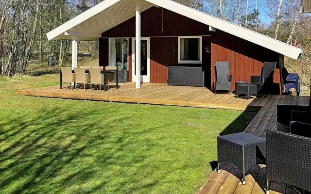 Cozy Holiday Home in Læsø near Sea