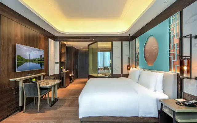 Cynn Hotel