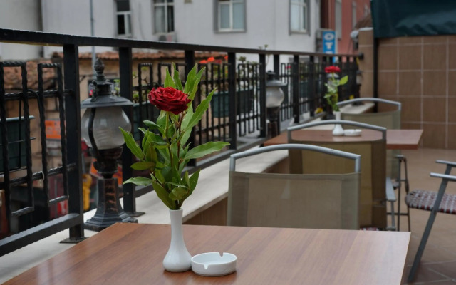 Usta Park Hotel