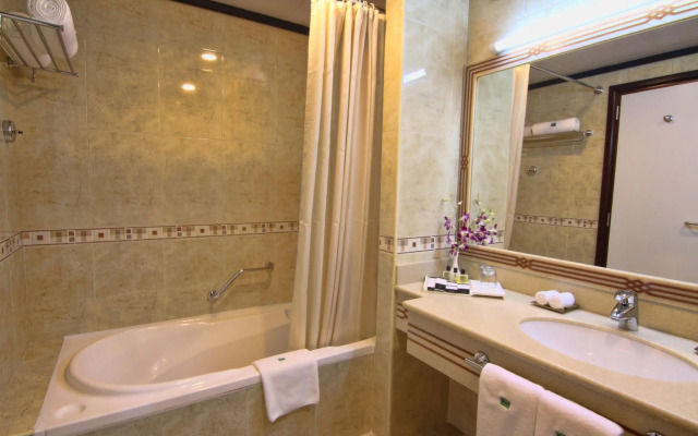 Majan Continental Hotel