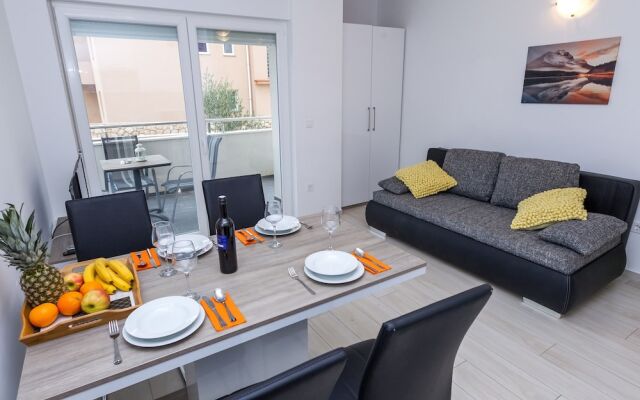 Apartments Adria